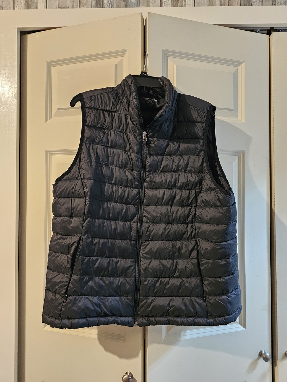 Amazon Essentials WoMen's Quilted Puffer Vest - Black Xxl